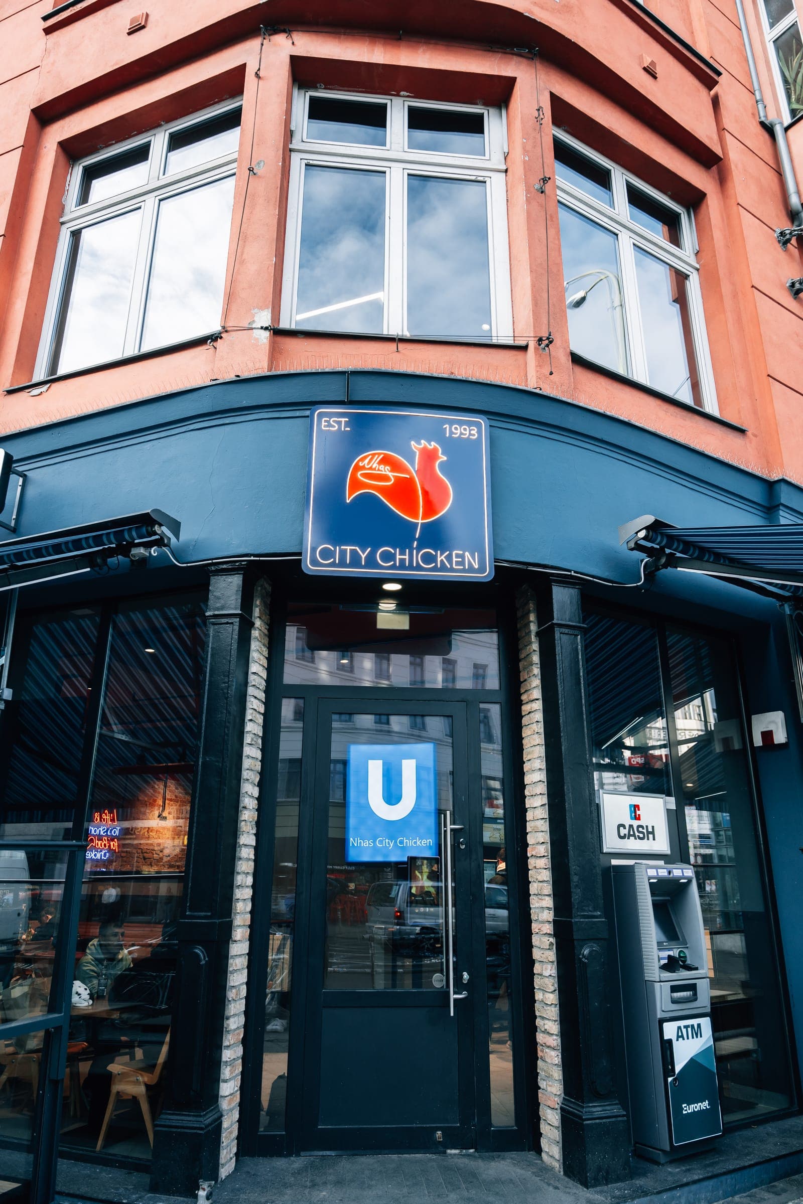 Nhas City Chicken Restaurant am Rosenthaler Platz
